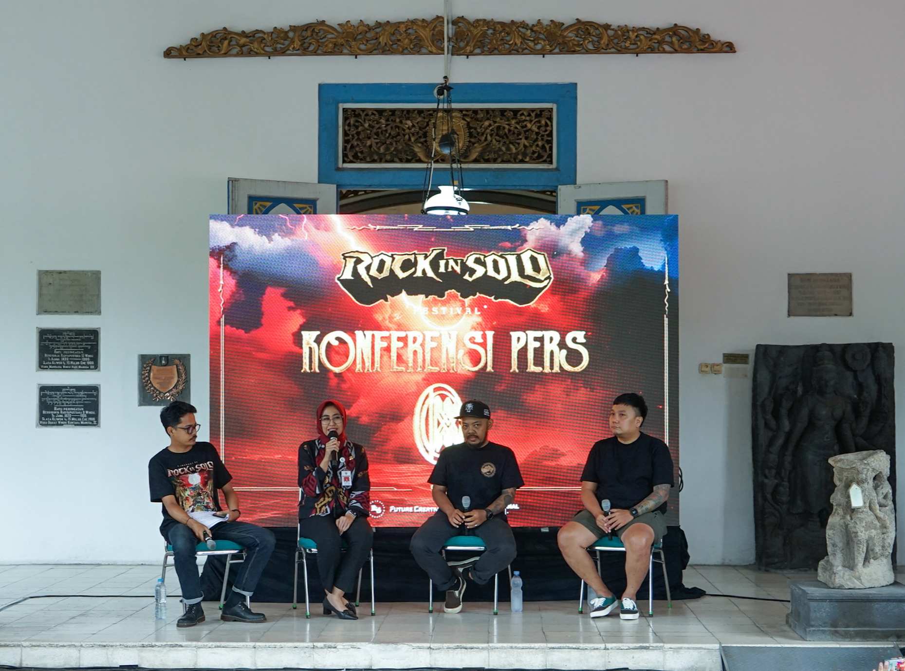 Picsart_25-08-28_10-49-34-534